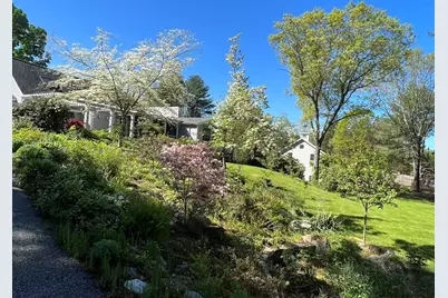 39 Kings Grant Rd, Weston, MA 02493 - Photo 35