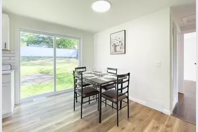41 Loretta St, Springfield, MA 01118 - Photo 9