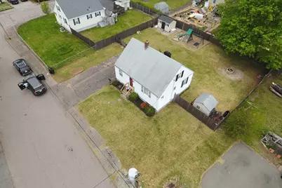 15 Jefferson Rd, Holbrook, MA 02343 - Photo 5