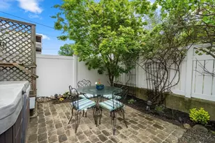 823 E 3rd St, Boston, MA 02127 - Photo 31