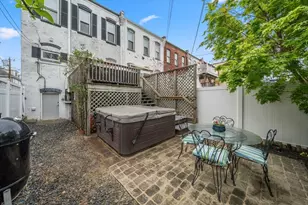 823 E 3rd St, Boston, MA 02127 - Photo 29