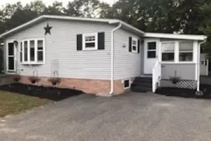 3 Robin Hood Ln, Attleboro, MA 02703 - Photo 3