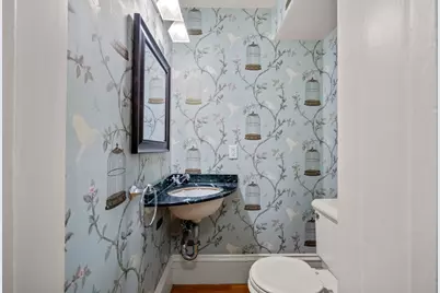 14 Pinckney Street, Boston, MA 02114 - Photo 25