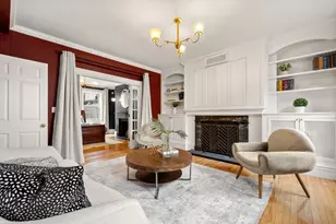 14 Pinckney St, Boston, MA 02114 - Photo 11