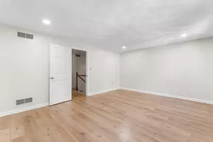 905 Wellman Ave, Chelmsford, MA 01863 - Photo 21