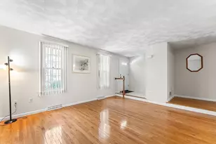 905 Wellman Ave, Chelmsford, MA 01863 - Photo 5