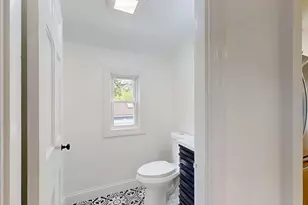 107 Washington St, Hudson, MA 01749 - Photo 17
