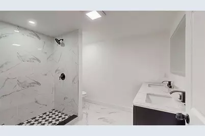 107 Washington St, Hudson, MA 01749 - Photo 15