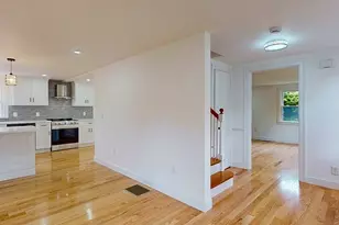 107 Washington St, Hudson, MA 01749 - Photo 7