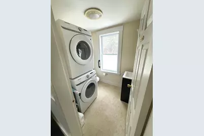 77 Conway St, Greenfield, MA 01301 - Photo 9