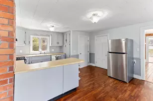 17 Lothrop St, Plymouth, MA 02360 - Photo 7