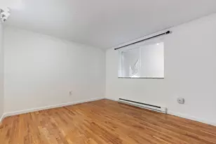 17 Weld St, Framingham, MA 01702 - Photo 9