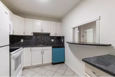 17 Weld St #11, Framingham, MA 01702 - Photo 5