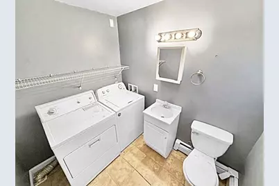34 Marjorie St, Worcester, MA 01604 - Photo 7