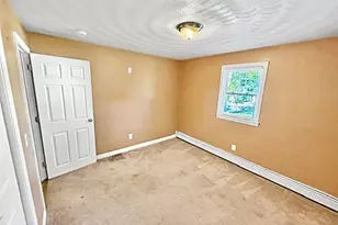 34 Marjorie St, Worcester, MA 01604 - Photo 15