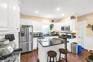 18 Alberta St, Boston, MA 02132 - Photo 3