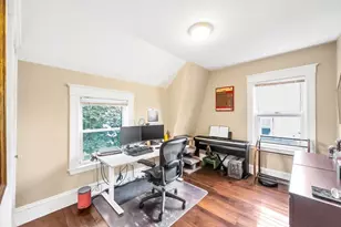 18 Alberta St, Boston, MA 02132 - Photo 15