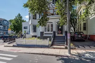 390 Medford St, Somerville, MA 02145 - Photo 15
