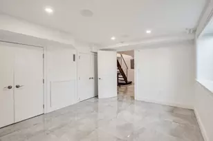 390 Medford St, Somerville, MA 02145 - Photo 7