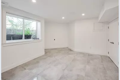 390 Medford St #1, Somerville, MA 02145 - Photo 5