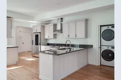 390 Medford St #2, Somerville, MA 02145 - Photo 9