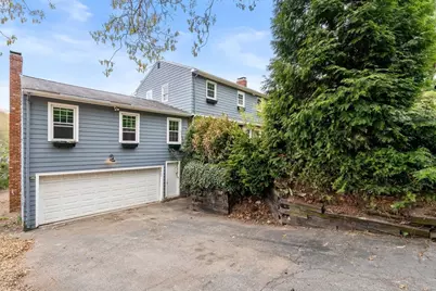 1066 Hillside St, Milton, MA 02186 - Photo 27