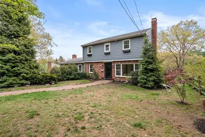 1066 Hillside St, Milton, MA 02186 - Photo 3