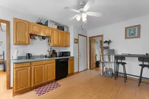 15 Steele St, Worcester, MA 01607 - Photo 5