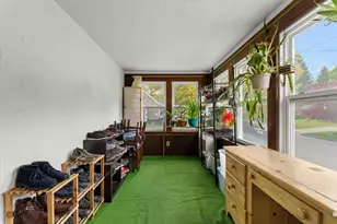15 Steele St, Worcester, MA 01607 - Photo 13