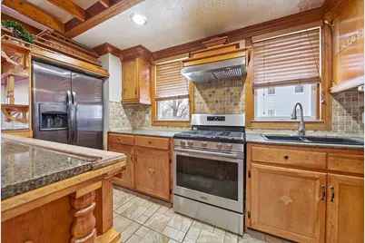 100 Nightingale, Boston, MA 02124 - Photo 15