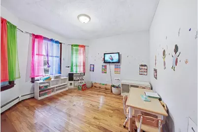 100 Nightingale, Boston, MA 02124 - Photo 5