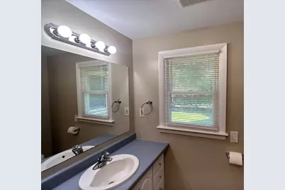 9 Vanguard Ln, Longmeadow, MA 01106 - Photo 25