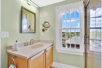 146 Bellevue Ave, Springfield, MA 01108 - Photo 29