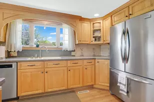 146 Bellevue Ave, Springfield, MA 01108 - Photo 25