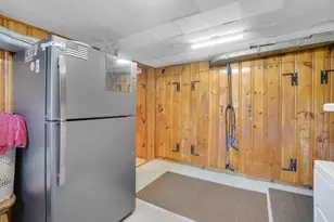 146 Bellevue Ave, Springfield, MA 01108 - Photo 37