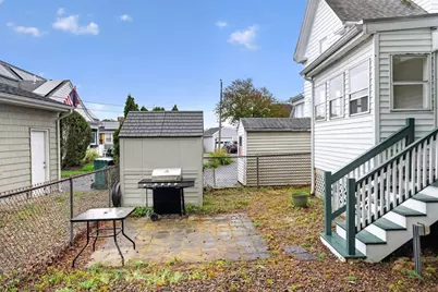 29 Bacheller St, Lynn, MA 01904 - Photo 35