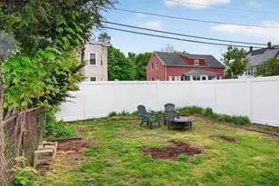 29 Bacheller St, Lynn, MA 01904 - Photo 33