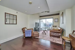 42 8th St, Boston, MA 02129 - Photo 9