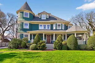 528 Main St, Harwich, MA 02646 - Photo 1