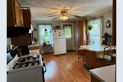 42 Dunlap St, Salem, MA 01970 - Photo 5