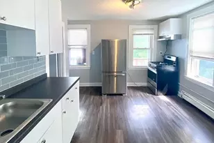 15 Shurtleff St, Chelsea, MA 02150 - Photo 3