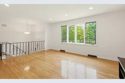 1 Tamworth Rd, Sharon, MA 02067 - Photo 9