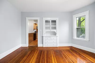 38 Pembroke St, Medford, MA 02155 - Photo 11