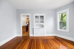 38 Pembroke St, Medford, MA 02155 - Photo 11