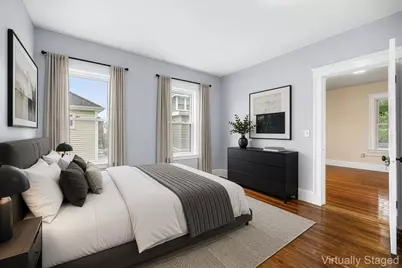 38 Pembroke St, Medford, MA 02155 - Photo 5