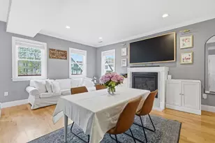 16 Wyoming St, Boston, MA 02121 - Photo 7