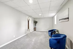 42 Amos Dr, Springfield, MA 01118 - Photo 21