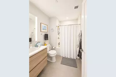 133 Seaport Blvd #717, Boston, MA 02210 - Photo 17