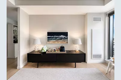 133 Seaport Blvd #717, Boston, MA 02210 - Photo 9