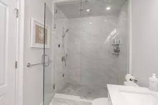 45 L St, Boston, MA 02127 - Photo 19